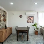 - İçmeler
