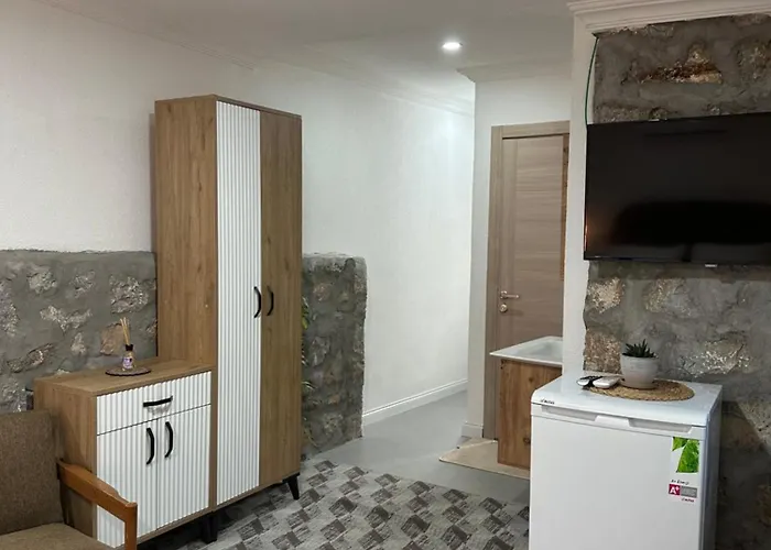 - Appartement İçmeler