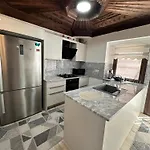 Apartamento - *