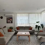 Apartamento - *